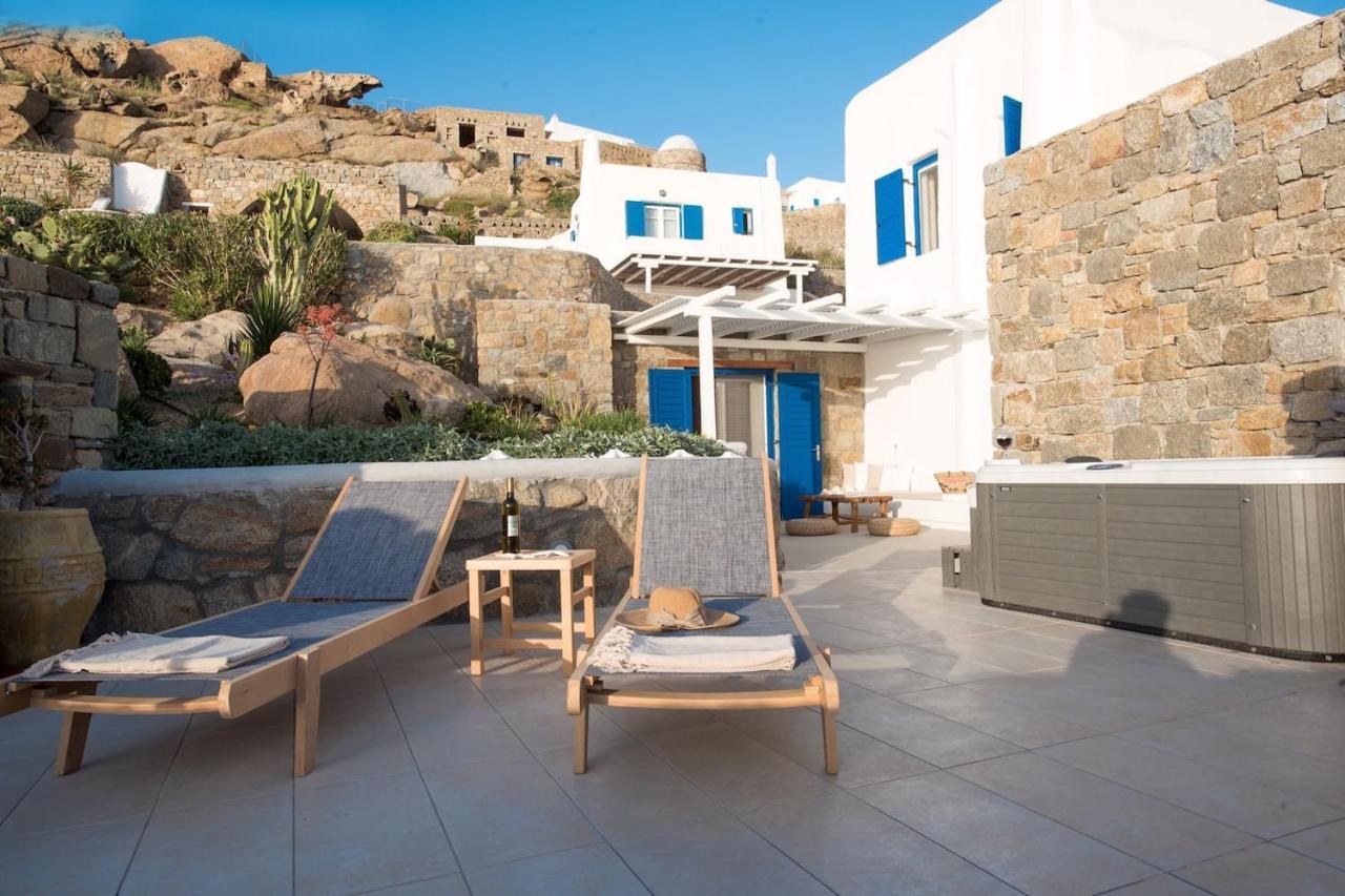 Gorgeous Studio In Cycladic Architecture Overlooking The Aegean Apartman Hulákia Kültér fotó